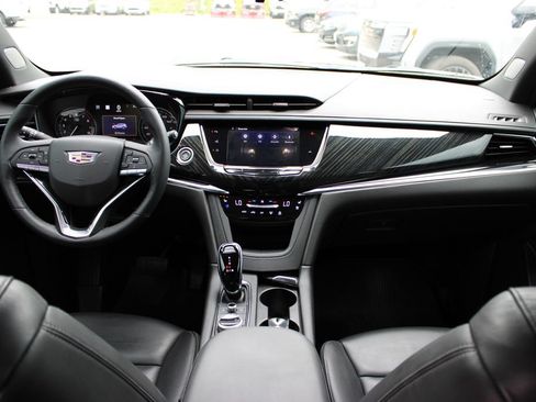 Certified 2021 Cadillac XT6 Premium Luxury AWD/4WD image 46
