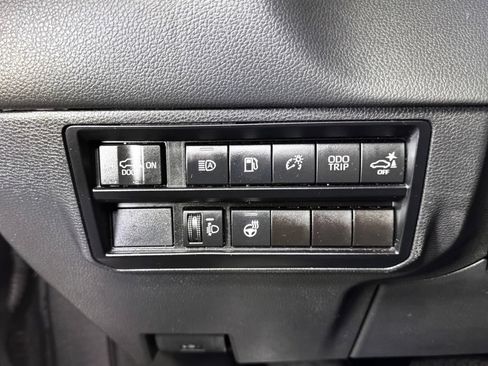 Certified 2023 Toyota Sequoia SR5 AWD/4WD image 25