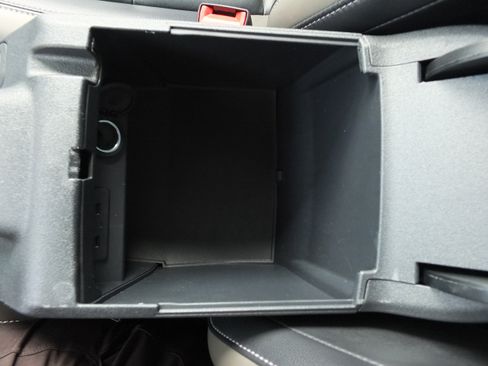 Used 2025 Ford Bronco Outer Banks AWD/4WD image 22
