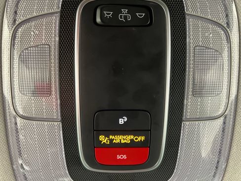 Used 2024 Hyundai Kona SEL AWD/4WD image 62