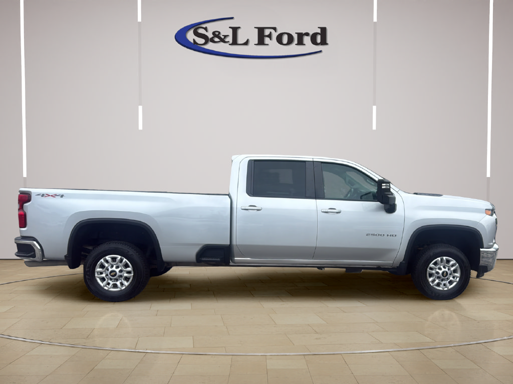 Used 2023 Chevrolet Silverado 2500 LT w/ Convenience Package AWD/4WD image 10