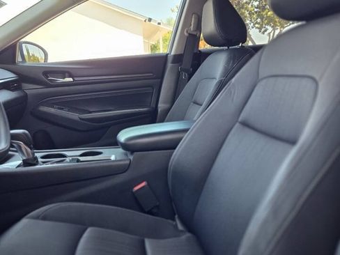 Used 2019 Nissan Altima 2.5 S FWD image 7