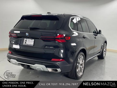 Used 2024 BMW X5 xDrive40i w/ Premium Package image 6