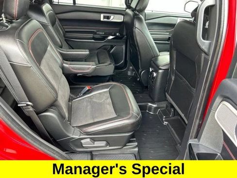 Used 2022 Ford Explorer ST-Line w/ Class IV Trailer Tow Package AWD/4WD image 48