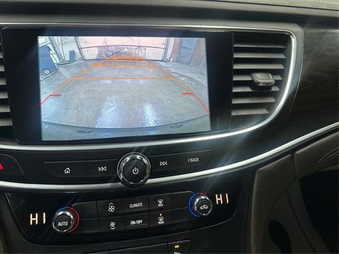 Used 2017 Buick LaCrosse Preferred image 33