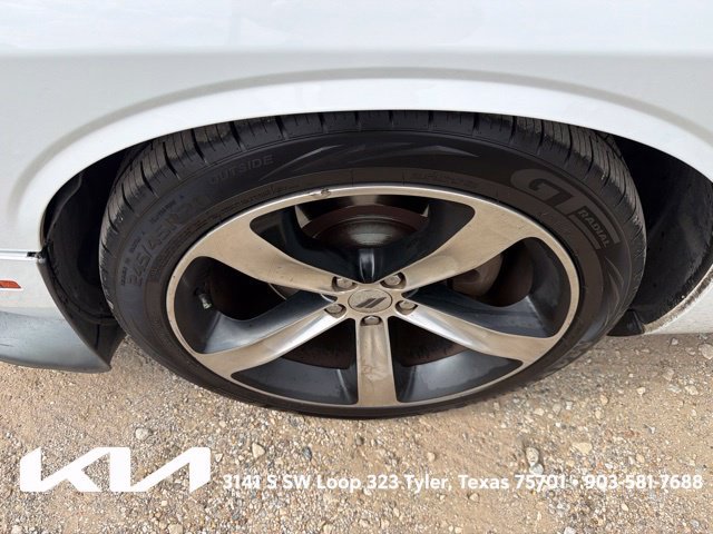 Used 2019 Dodge Challenger R/T w/ Driver Convenience Group RWD image 4