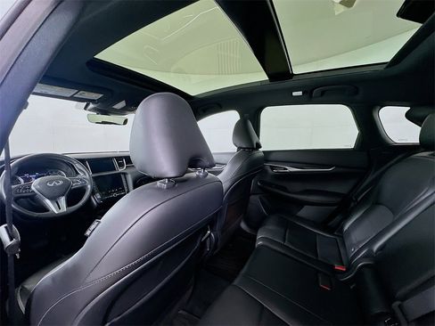 Used 2023 INFINITI QX50 Sport image 11