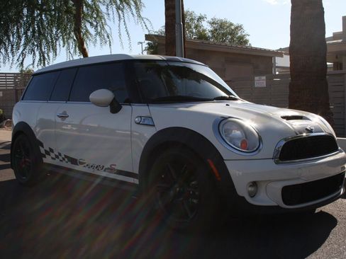 Used 2012 MINI Cooper Clubman S FWD image 2