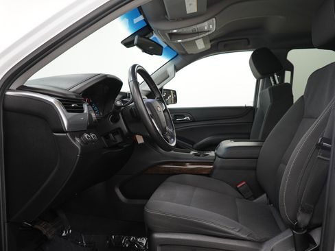 Used 2019 Chevrolet Tahoe LS AWD/4WD image 23