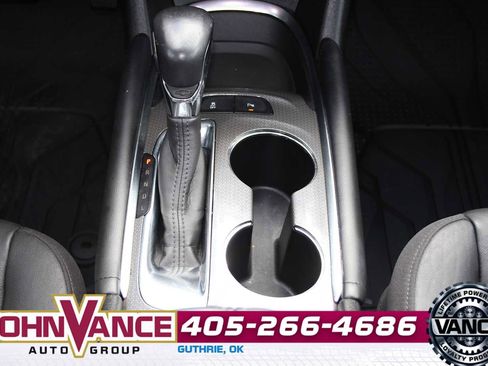 Used 2021 Chevrolet Malibu LT w/ Leather Package image 26