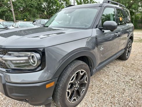 Used 2025 Ford Bronco Sport Outer Banks w/ Outer Banks Tech Package+ AWD/4WD image 1