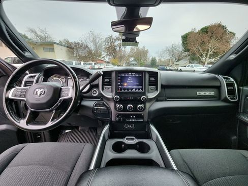 Used 2020 RAM 2500 Big Horn w/ Level 1 Equipment Group image 25