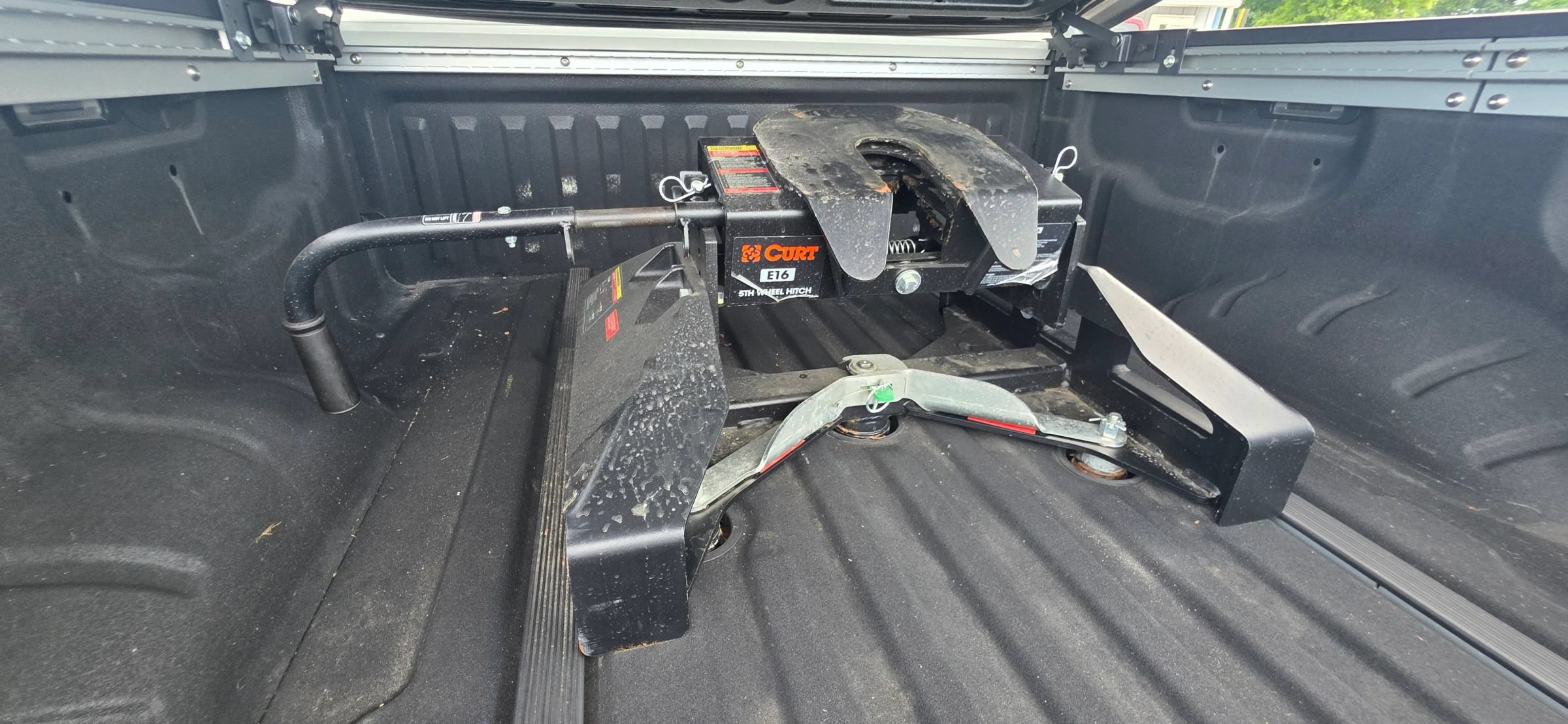 Used 2018 Nissan Titan PRO-4X w/ Pro-4x Utility Package AWD/4WD image 38