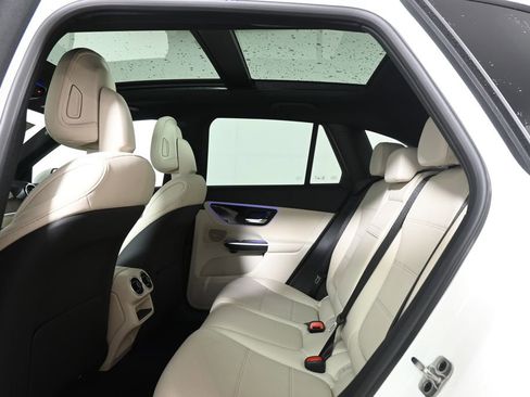 Certified 2026 Mercedes-Benz GLC 300 4MATIC image 26