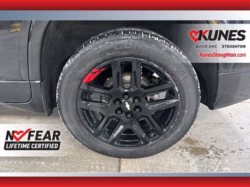 Used 2021 Chevrolet Traverse Premier w/ Redline Edition image 18