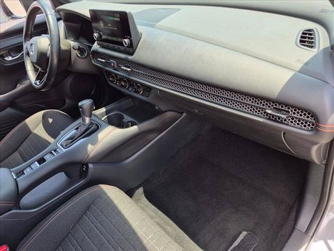 Used 2025 Honda HR-V Sport image 20