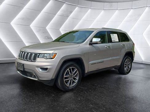Used 2020 Jeep Grand Cherokee Limited AWD/4WD image 1