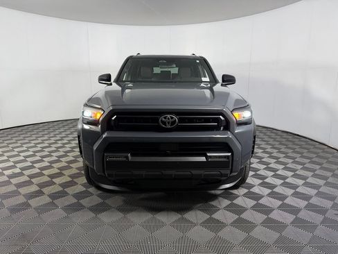 Used 2025 Toyota 4Runner SR5 RWD image 9