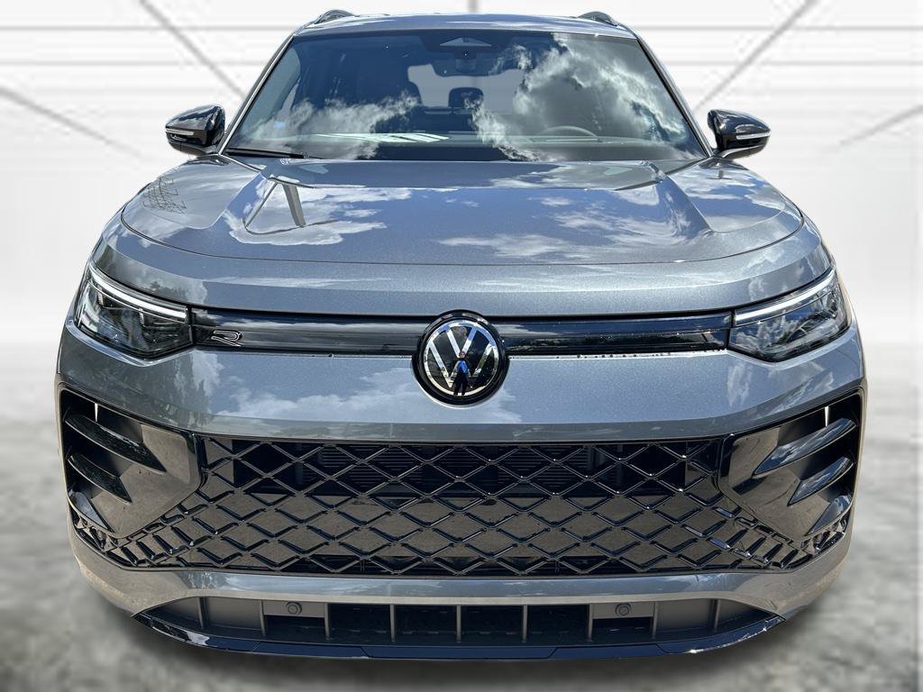 New 2026 Volkswagen Tiguan SE R-Line FWD image 8