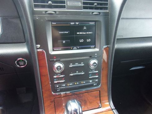 Used 2015 Lincoln Navigator 2WD image 21