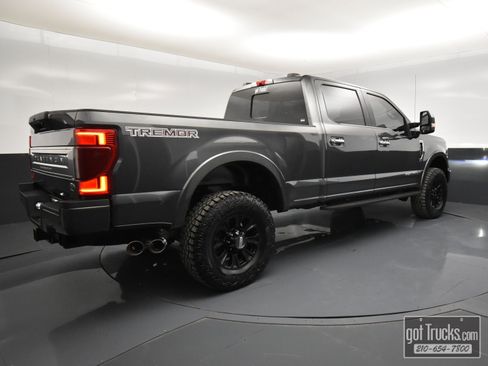 Used 2020 Ford F350 Platinum w/ Tremor Off-Road Package image 49
