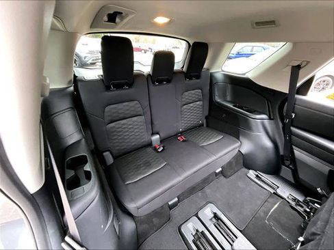 Certified 2024 Nissan Pathfinder S image 17