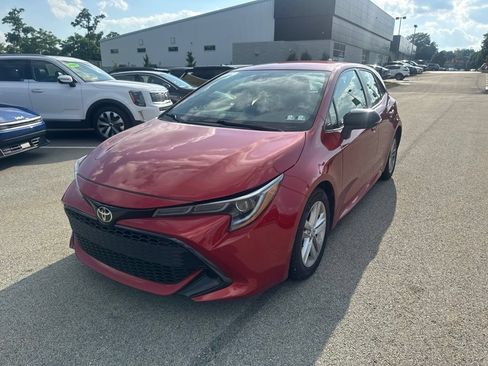 Used 2019 Toyota Corolla SE w/ SE Option Package FWD image 3