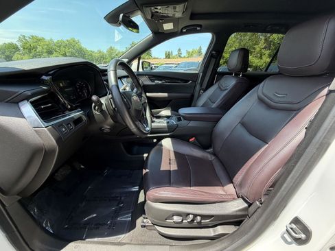 Used 2021 Cadillac XT6 Premium Luxury AWD/4WD image 10