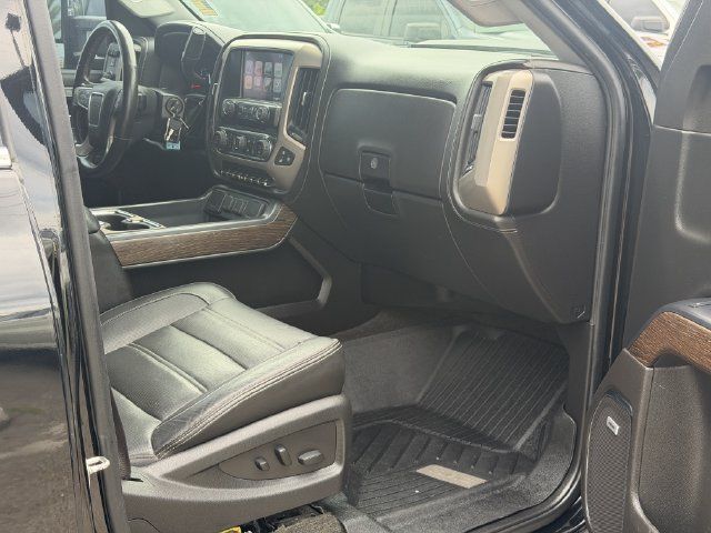 Used 2017 GMC Sierra 2500 Denali w/ Duramax Plus Package AWD/4WD image 22