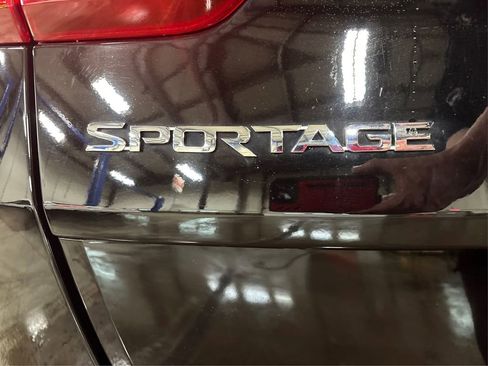 Used 2022 Kia Sportage LX FWD image 14