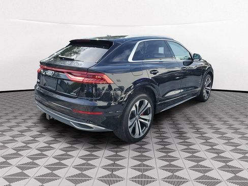 Used 2019 Audi Q8 Prestige w/ Luxury Package AWD/4WD image 6