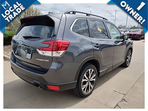 Used 2023 Subaru Forester Limited image 7