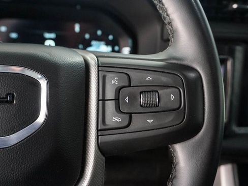 Used 2024 GMC Yukon XL Denali image 23