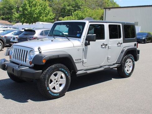 Used 2012 Jeep Wrangler Unlimited Sport AWD/4WD image 4