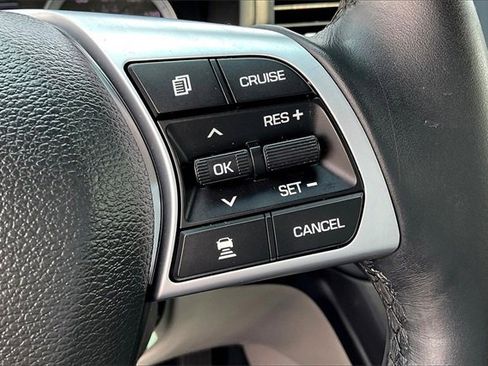Used 2019 Hyundai Sonata Limited image 19
