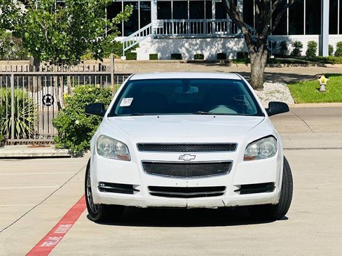 Used 2011 Chevrolet Malibu LS w/ LPO, Convenience Package FWD image 2