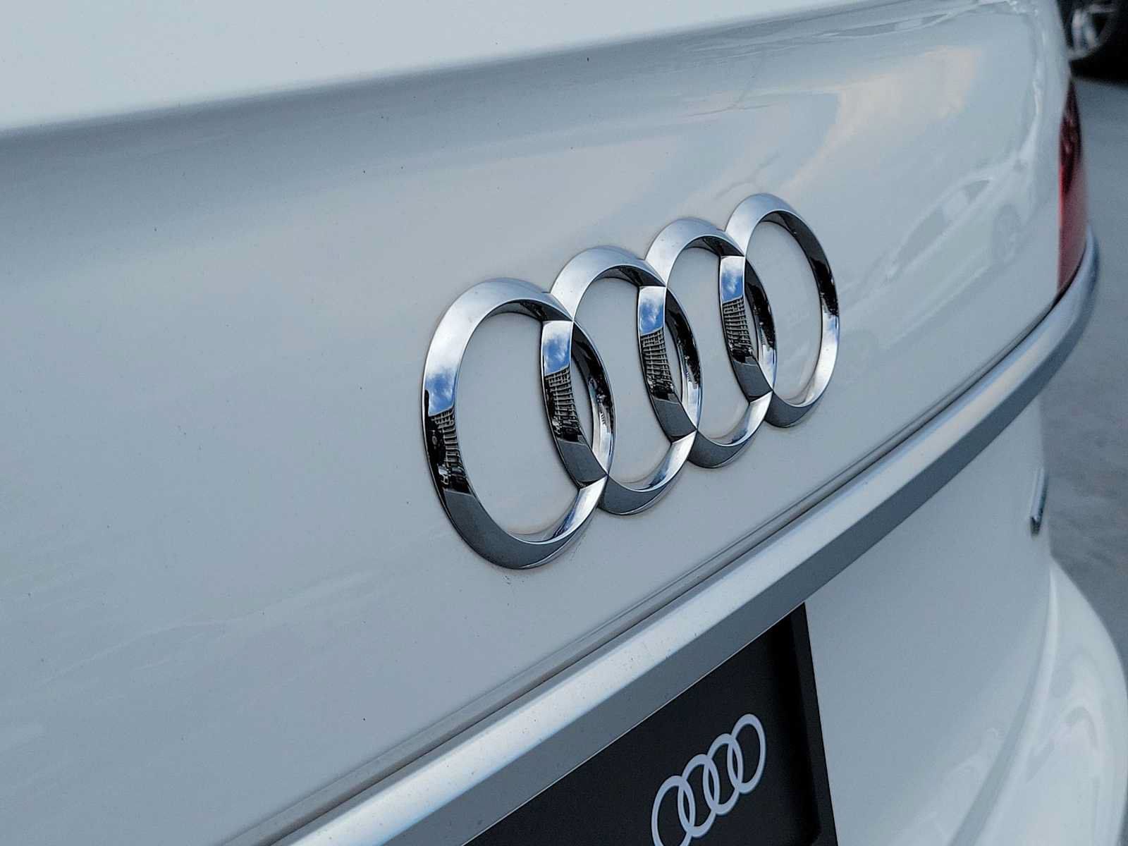 Certified 2023 Audi Q5 2.0T Premium w/ Convenience Package AWD/4WD image 16