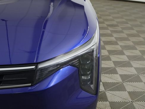 Used 2025 Kia K4 LXS image 12