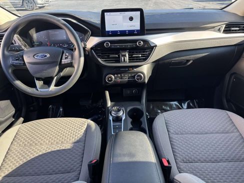 Certified 2020 Ford Escape SE image 31