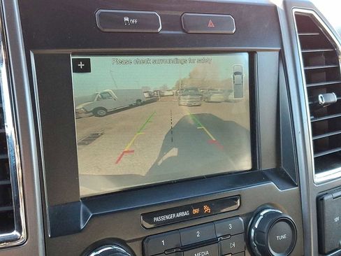 Used 2016 Ford F150 XLT w/ Equipment Group 302A Luxury image 20