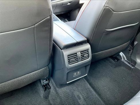 Certified 2026 Nissan Rogue SV AWD/4WD image 13