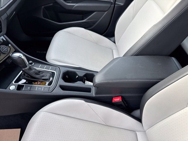 Used 2019 Volkswagen Jetta R-Line FWD image 17