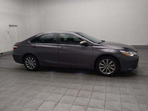 Used 2015 Toyota Camry XLE image 11