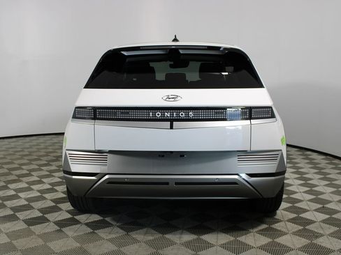 Used 2023 Hyundai Ioniq 5 Limited image 38