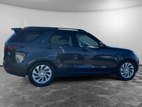 Used 2023 Land Rover Discovery S AWD/4WD image 6