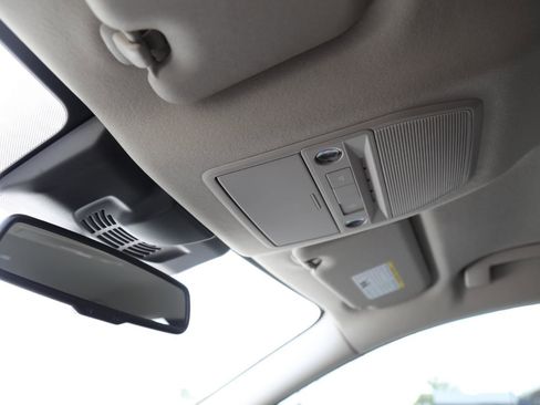 New 2026 Nissan Sentra SV w/ SV Convenience Package FWD image 23
