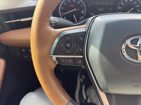 Used 2019 Toyota Avalon Limited w/ Advanced Safety Package image 20