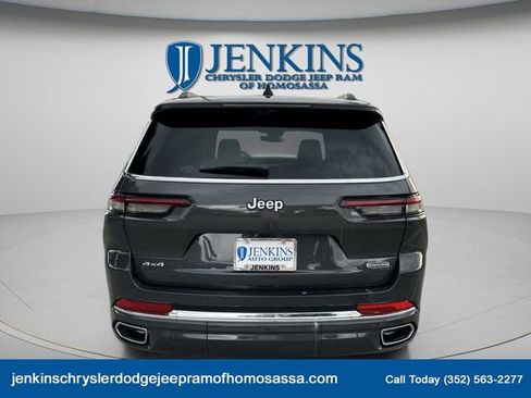 New 2025 Jeep Grand Cherokee L Overland w/ Luxury Tech Group IV image 5