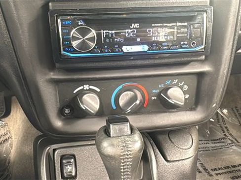 Used 2002 Chevrolet Camaro LT image 23