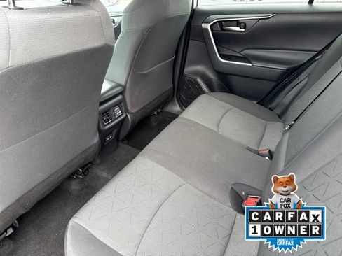 Used 2024 Toyota RAV4 XLE AWD/4WD image 4